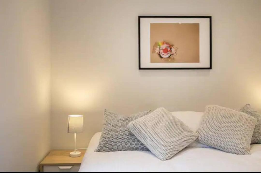 London Guest Room Exterior photo