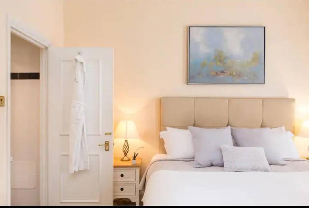 London Guest Room Exterior photo